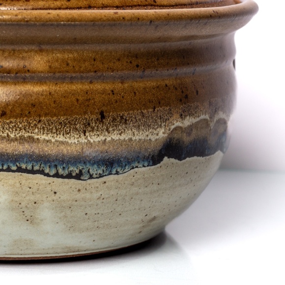 Studio Art Pottery Casserole Dish w/ Lid, Signed, Hand Thrown, Unique Earth Tone - Picture 3 of 8